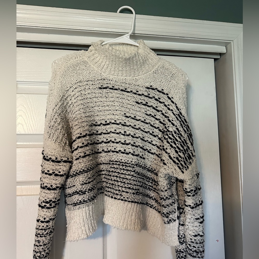 Cropped sweater